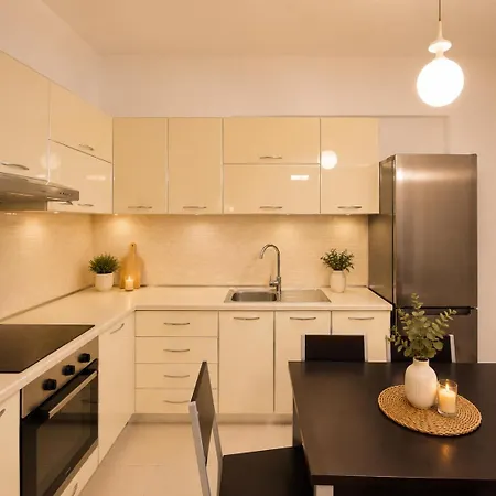 Appartamento Comfort 2bd At Deliorgji Complex W Balcony *